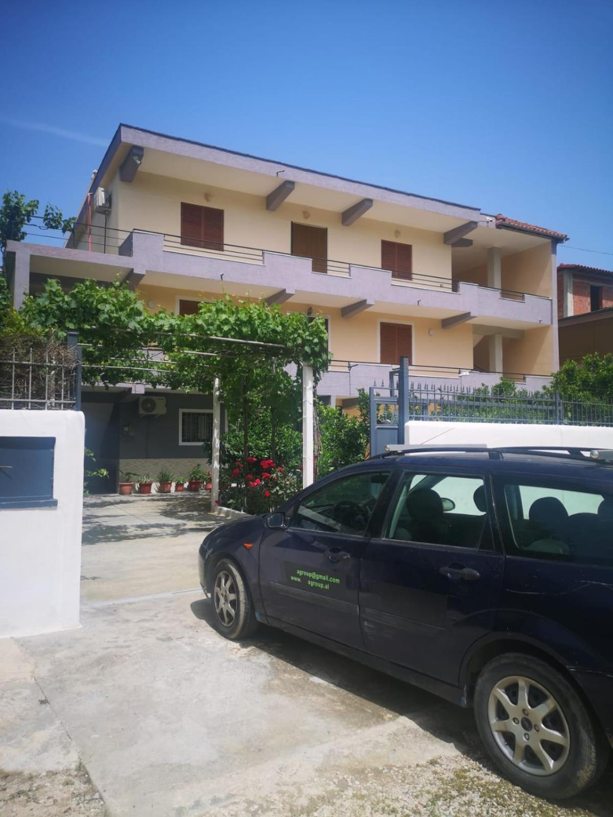 Guest House Emi Berat Bagian luar foto