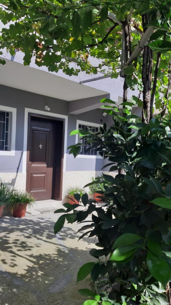 Guest House Emi Berat Bagian luar foto
