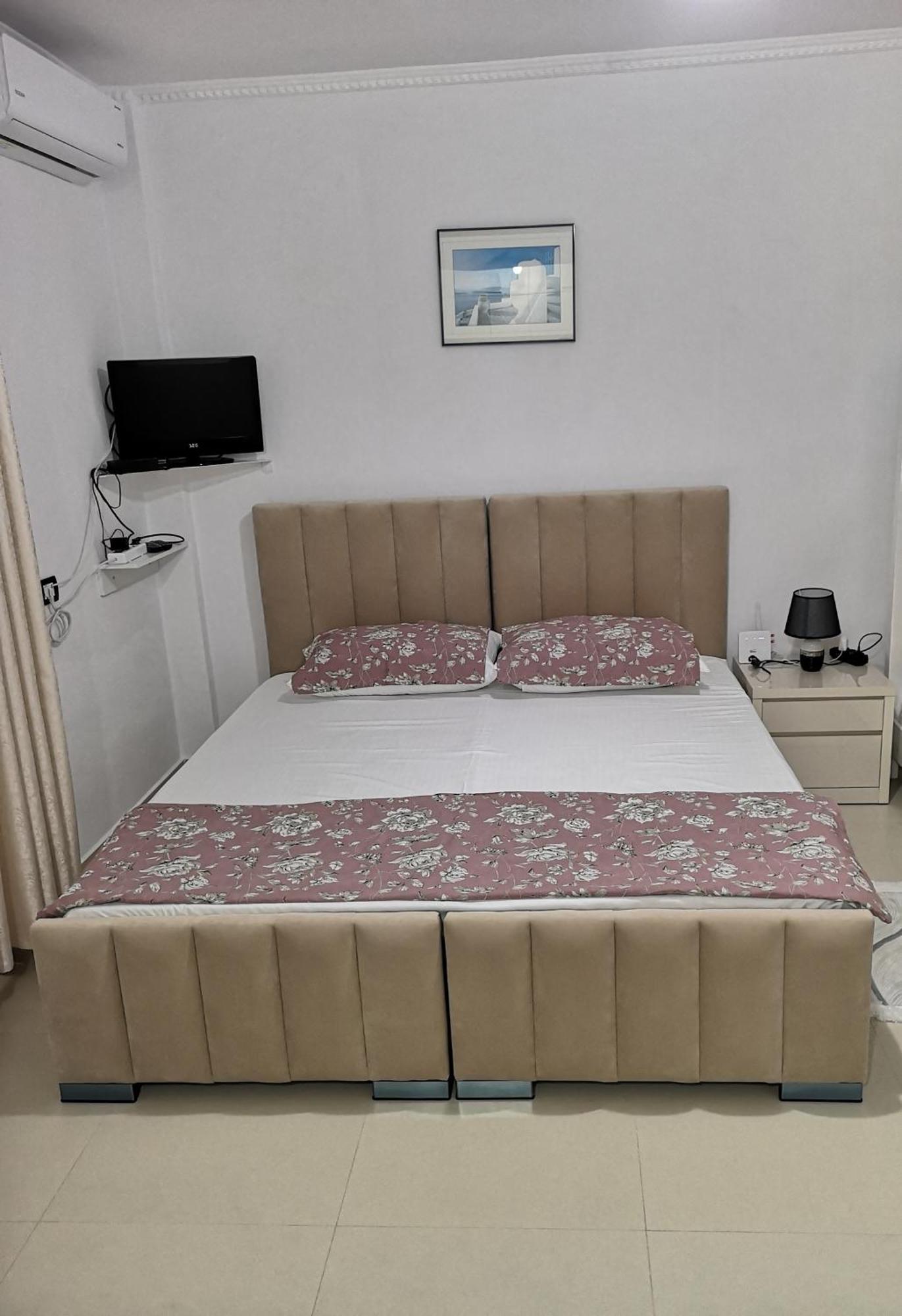 Guest House Emi Berat Bagian luar foto