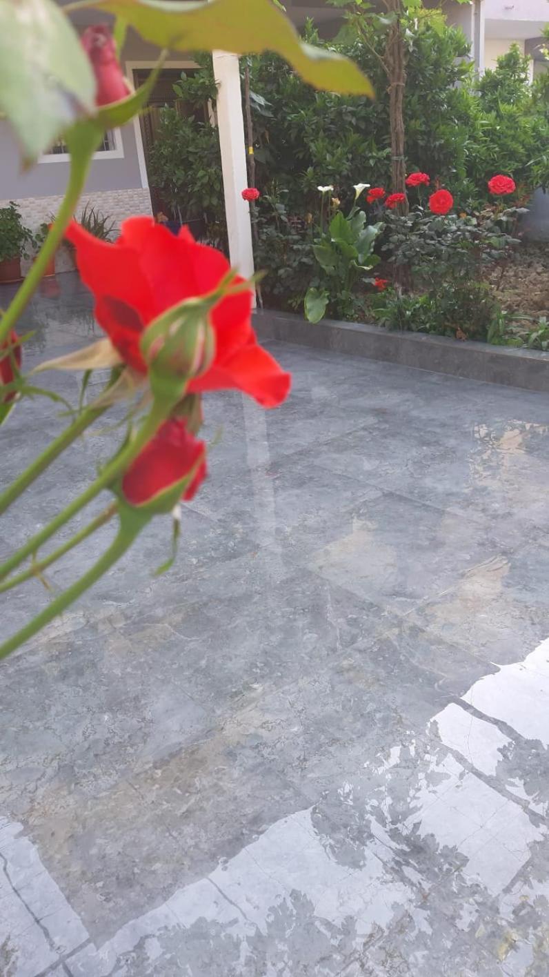 Guest House Emi Berat Bagian luar foto