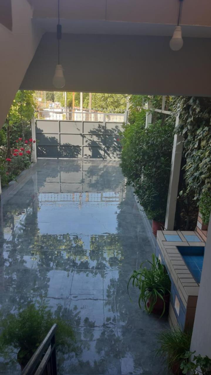 Guest House Emi Berat Bagian luar foto
